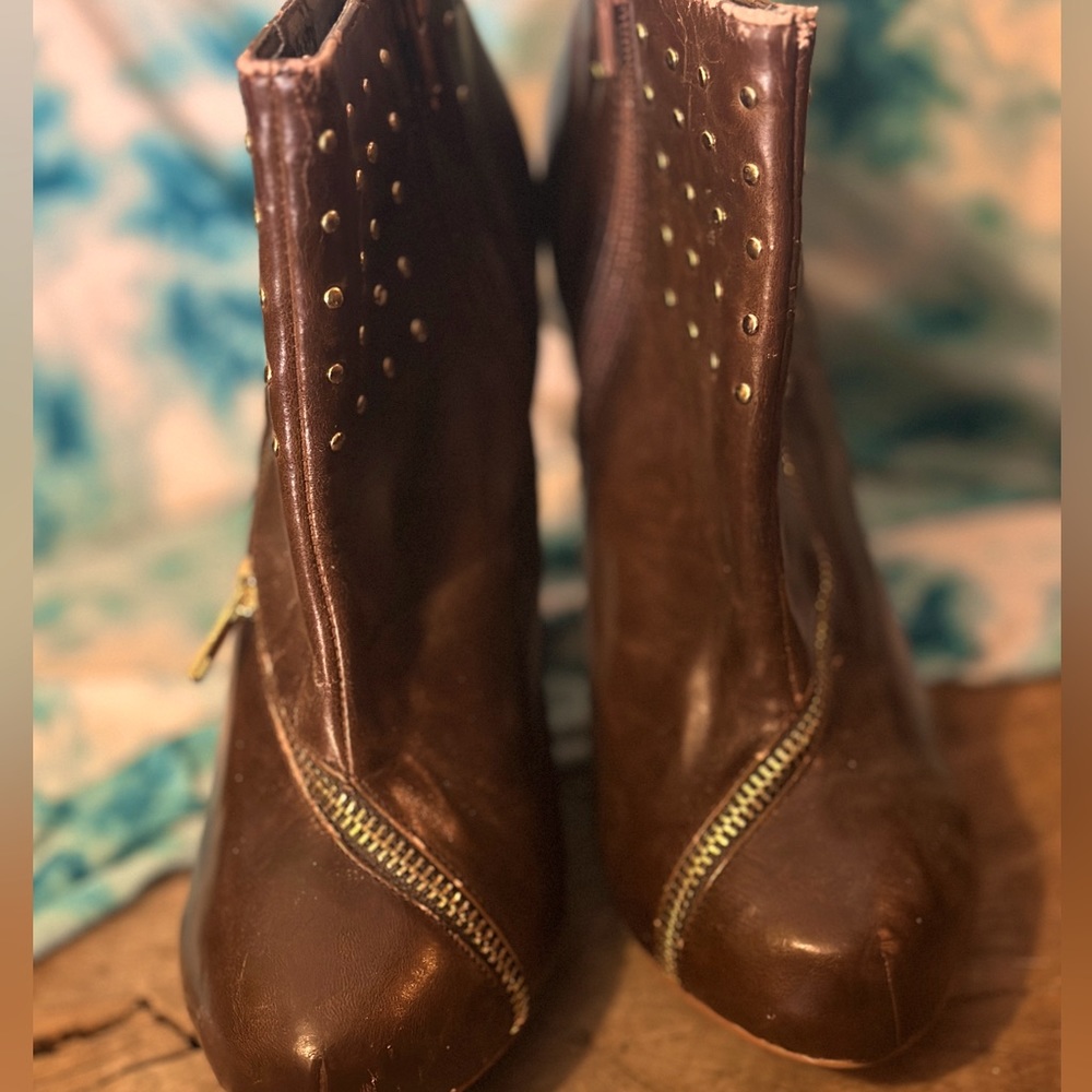 Liliana Leather Boots